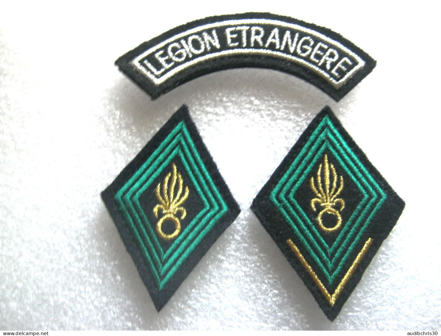 LOT 3 INSIGNES DE BRAS LEGION ETRANGERE LOSANGES + BANANE SUR SCRATCH NEUF - Esercito