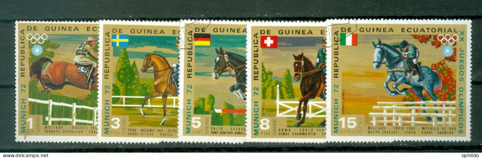 Guinée Equatoriale   5 Valeurs Obli  TB   Equitation   - Caballos