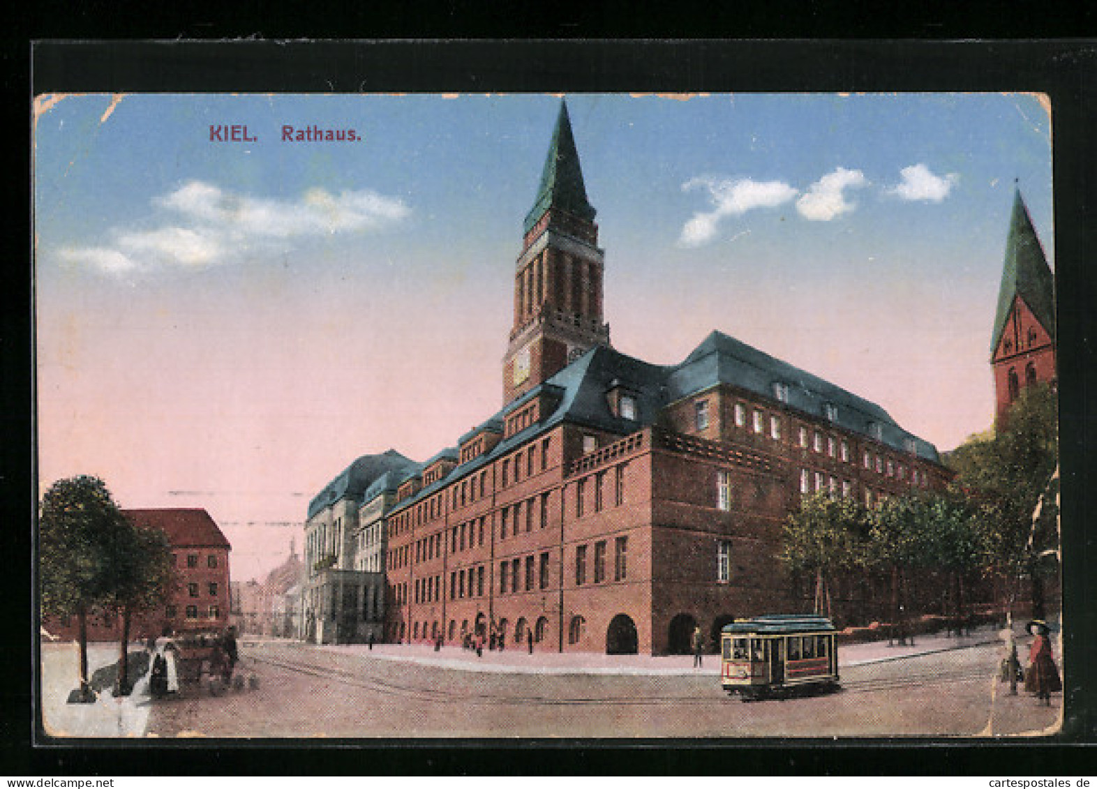 AK Kiel, Das Rathaus Mit Strassenbahn Davor  - Tramways