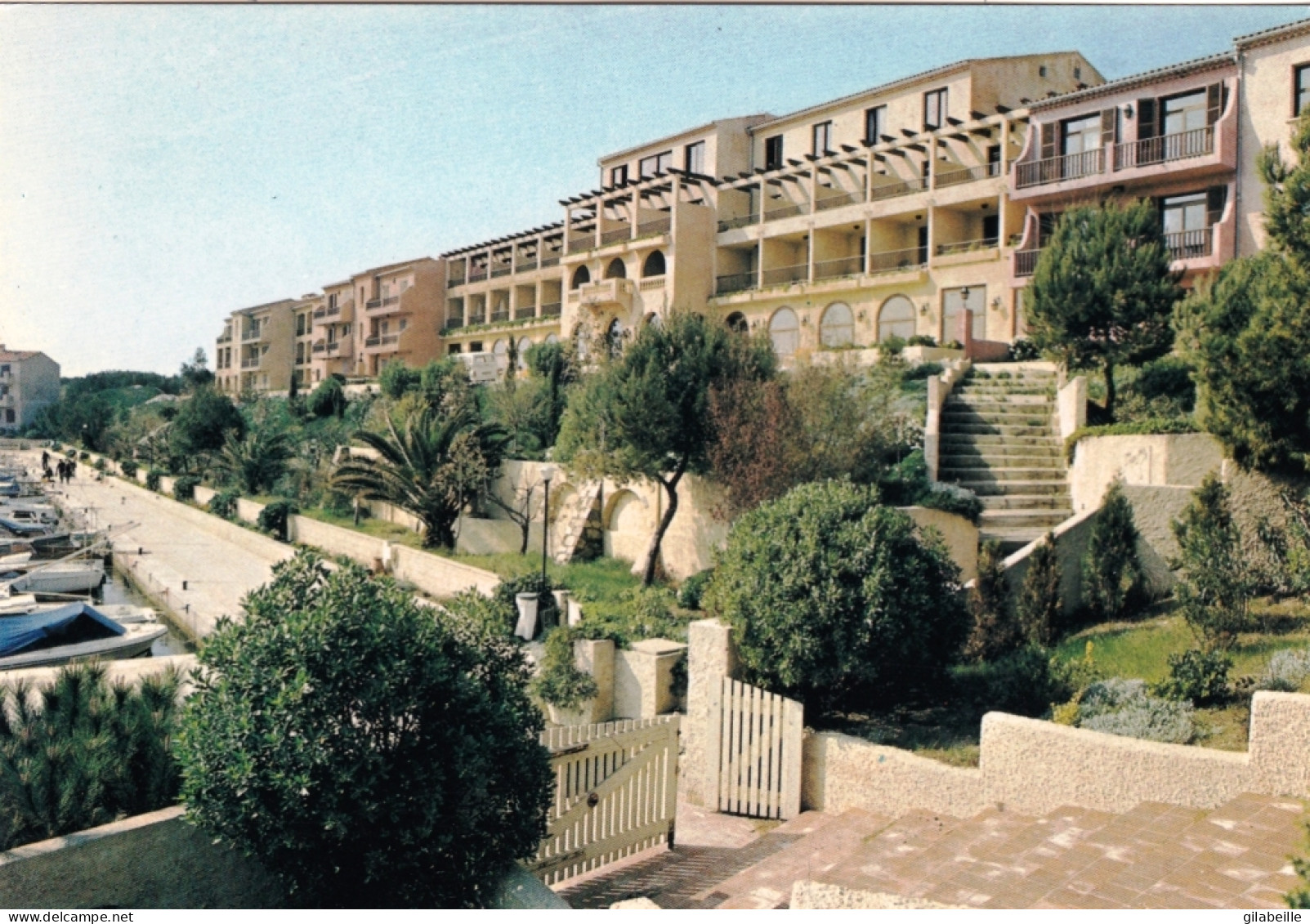 83 - Var -  ILE Des EMBIEZ ( Six-Fours-les-Plages )  - Ses Appartements De Vacances - Six-Fours-les-Plages