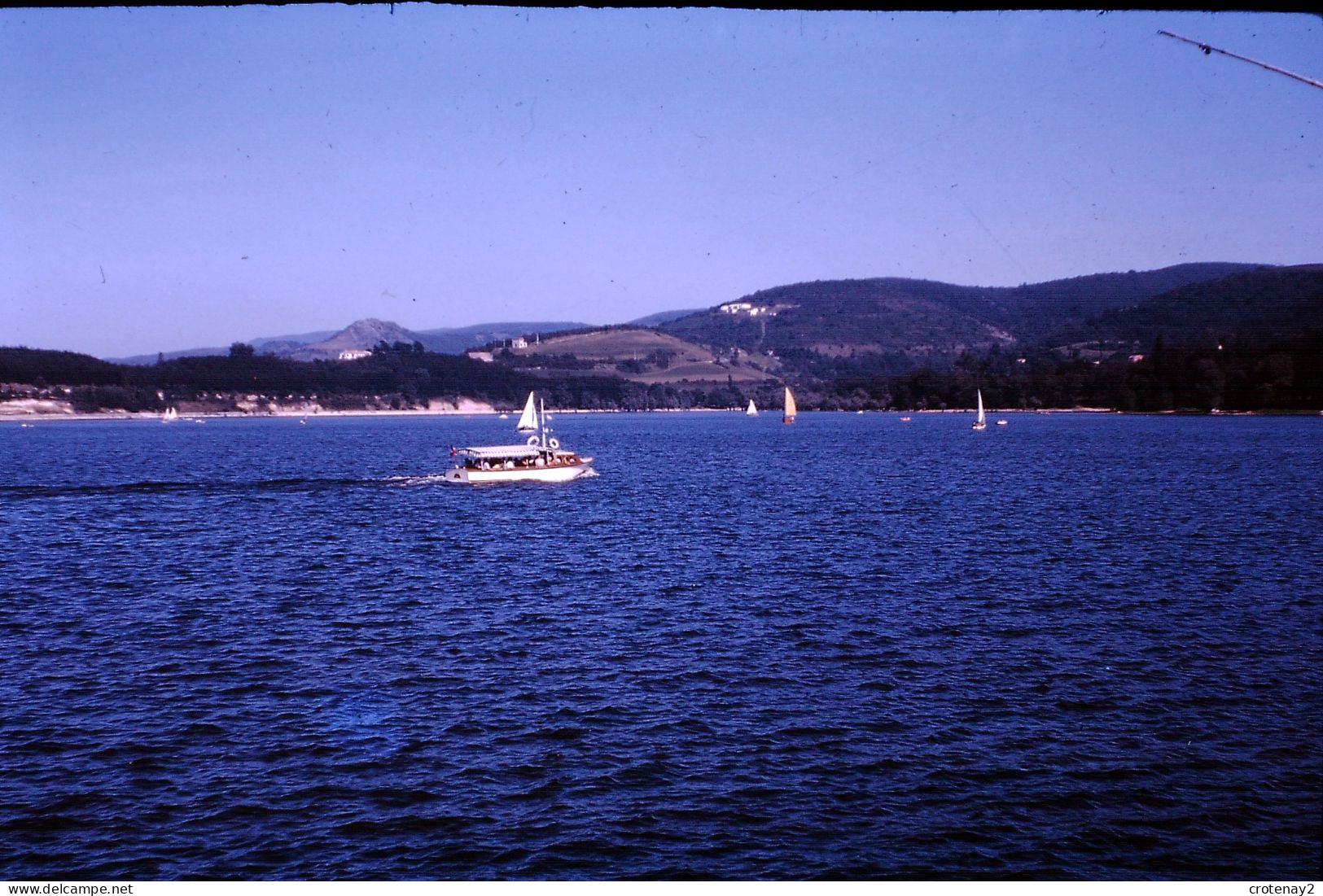 Photo Diapo Diapositive Slide à Situer Plage Lac ? Voiliers Bateau En 1963 VOIR ZOOM - Diapositives