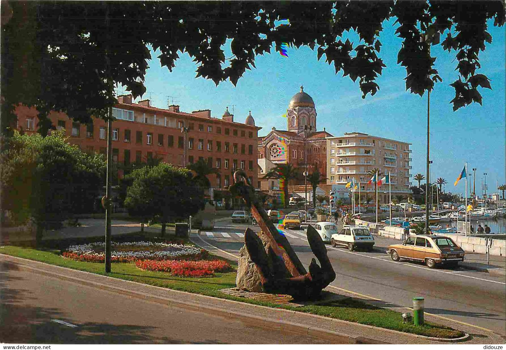 Automobiles - Saint Raphael - Ancre Sur Le Port - CPM - Voir Scans Recto-Verso - Voitures De Tourisme