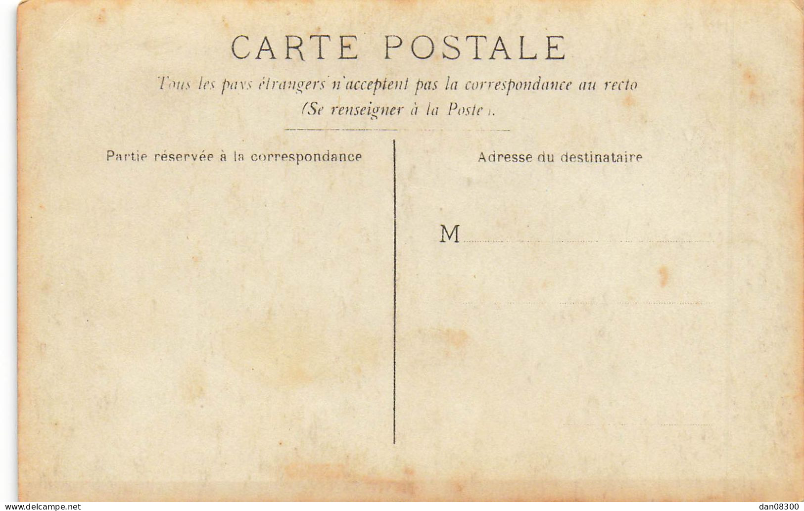 CARTE PHOTO NON IDENTIFIEE LA CORVEE DE PATATES POUR UN GROUPE DE SOLDATS - To Identify