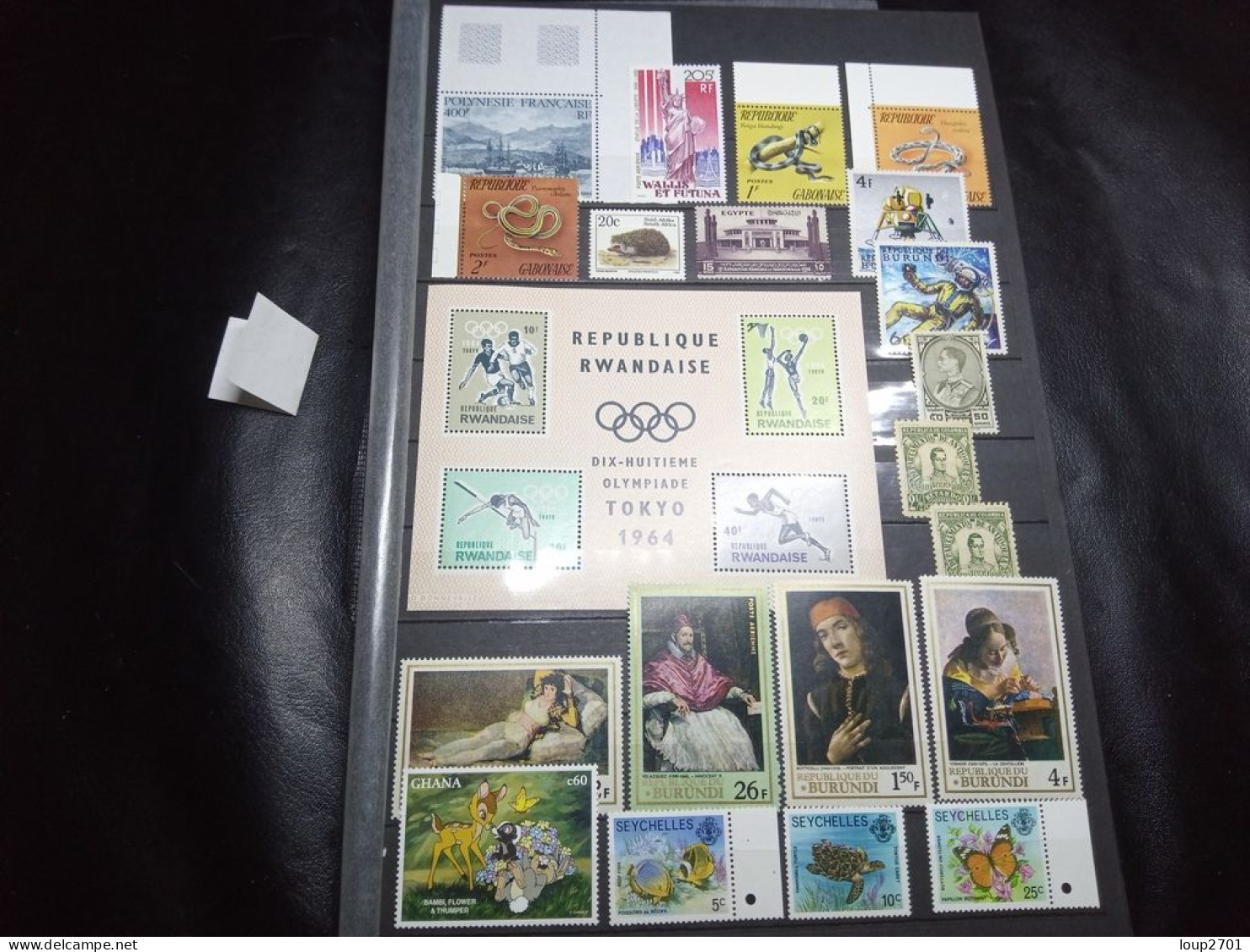 DM913 LOT FEUILLES MONDE TOUS NEUFS MNH  A TRIER COTE++ DEPART 10€ - Collections (en Albums)