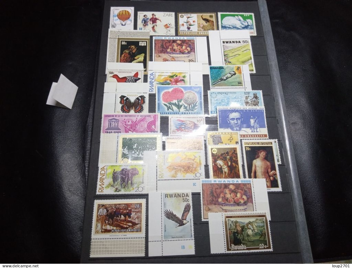 DM913 LOT FEUILLES MONDE TOUS NEUFS MNH  A TRIER COTE++ DEPART 10€