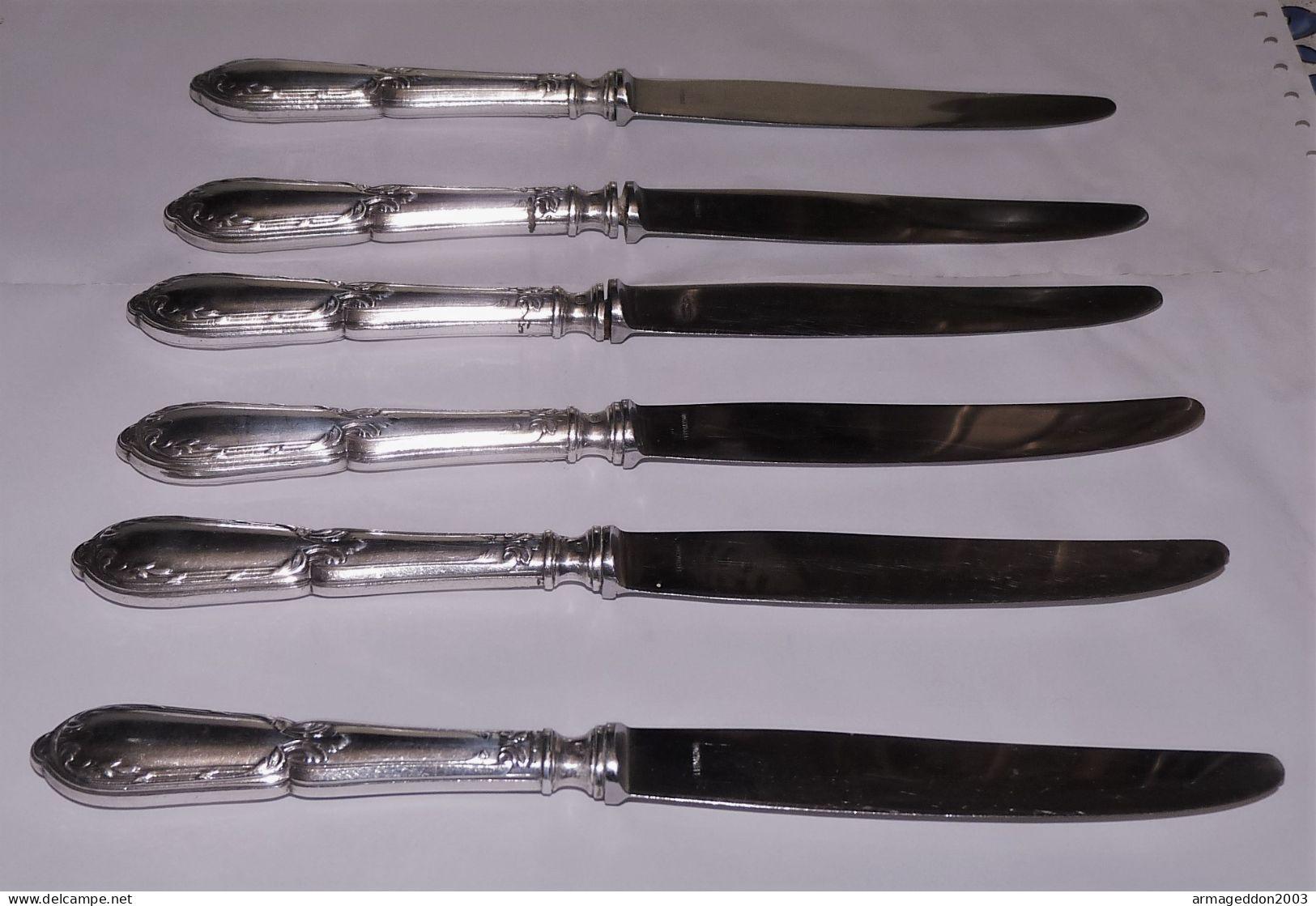 LOT DE 6 COUTEAUX ANCIENS EN METAL ARGENTE SFAM BE PROPRES - Silverware