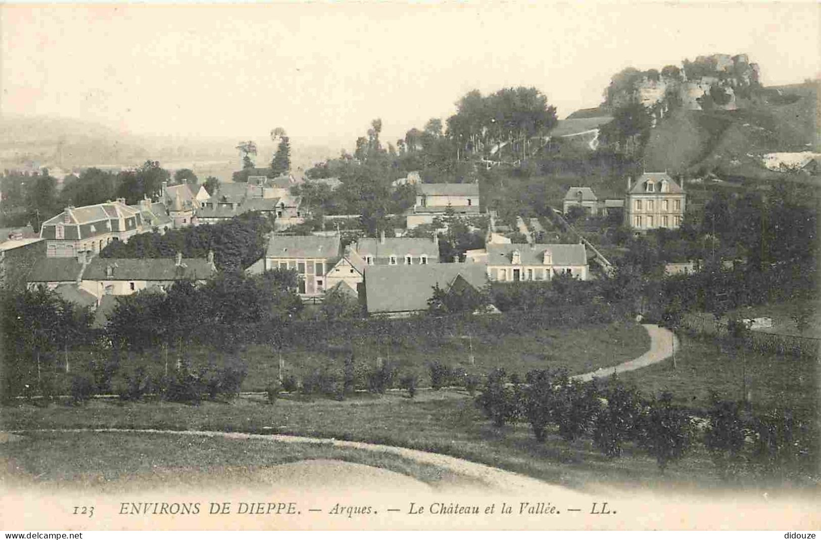 76 - Arques - Environs De Dieppe - Le Château Et La Vallée - CPA - Oblitération Ferroviaire Dieppe à Gournay De 1907 - V - Arques-la-Bataille