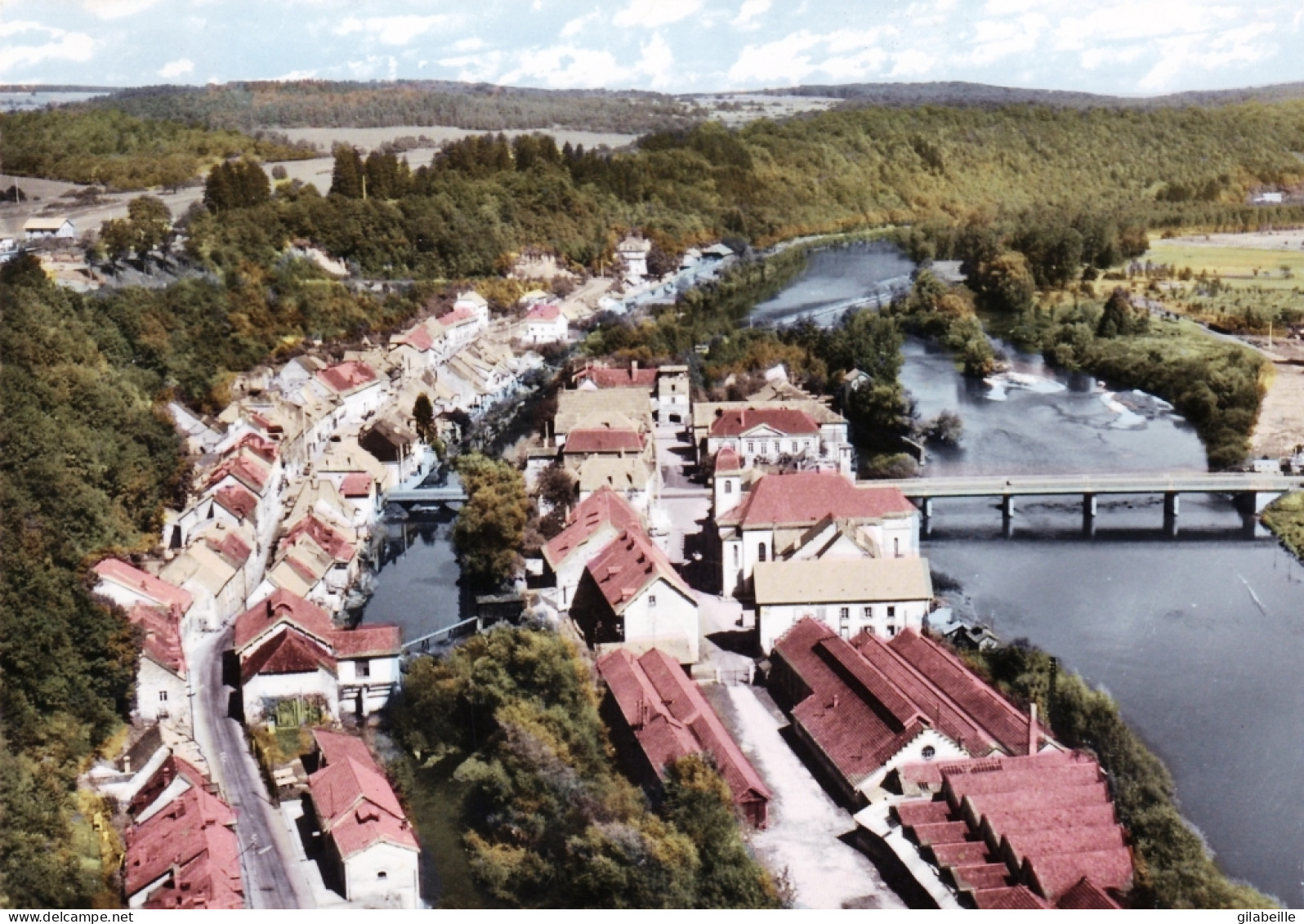 25 -  L ISLE  Sur Le DOUBS - Vue Aerienne- La Vallée Du Doubs Et La Route De Belfort - Isle Sur Le Doubs