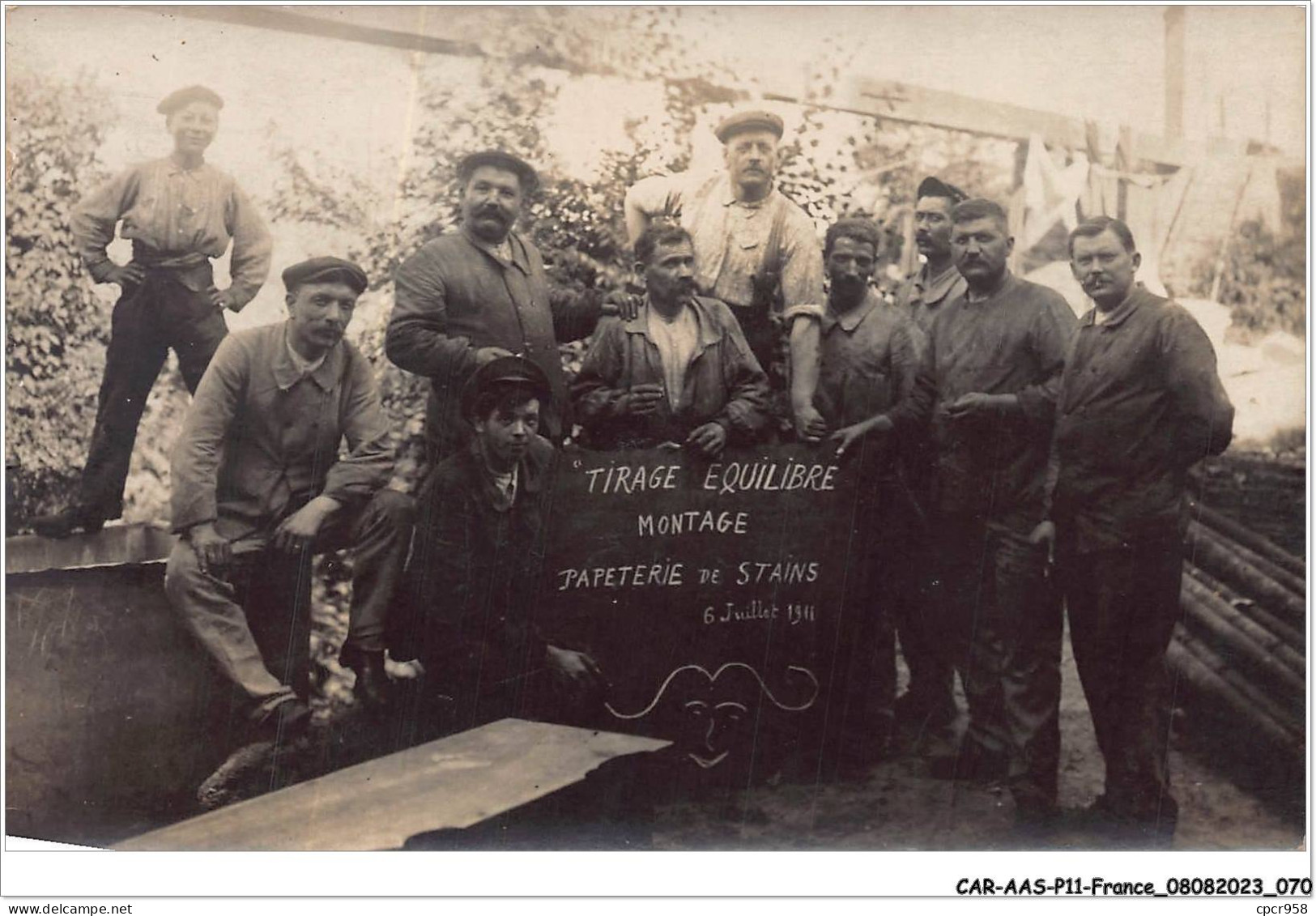 CAR-AASP11-0776 - FRANCE - CARTE PHOTO - STAINS - PHOTO DE GROUPE PAPETERIE - Stains