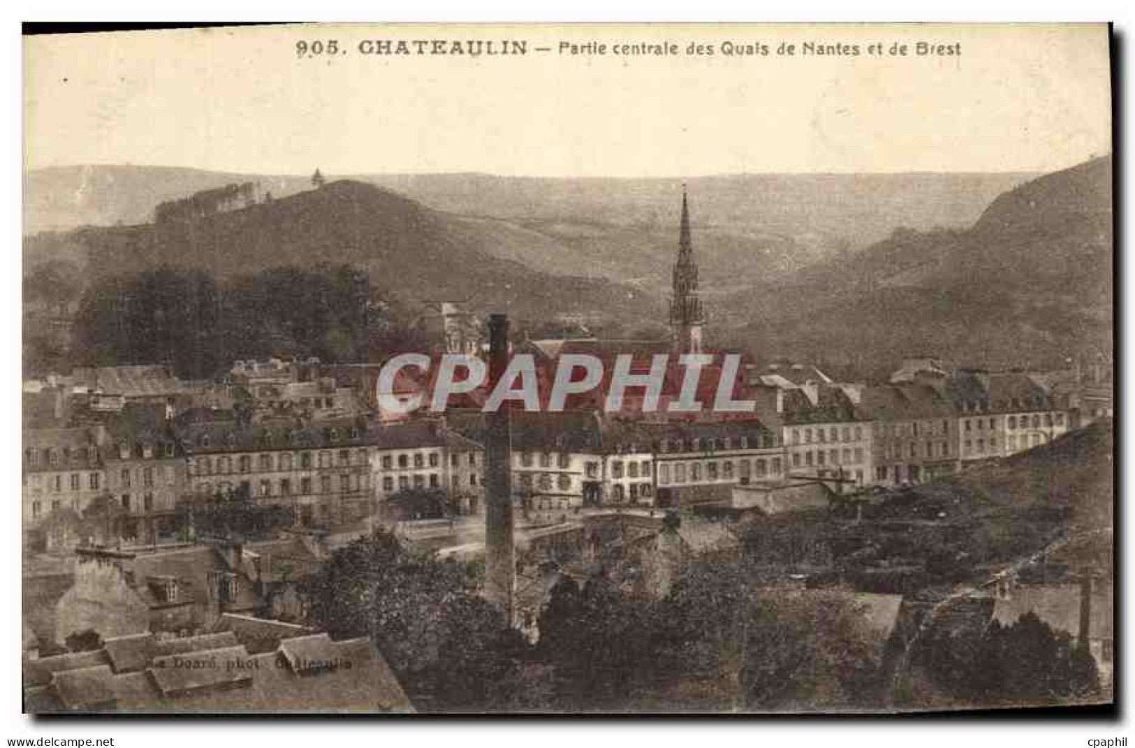 CPA Chateaulin Partie Centrale Des Quais De Nantes Et De Brest - Châteaulin