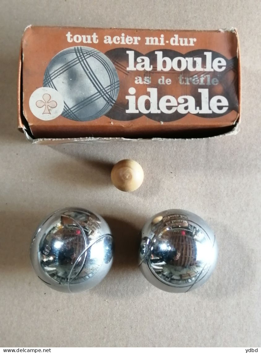 PAIRE DE BOULES DE PETANQUE AVEC COCHONNET - Altri & Non Classificati