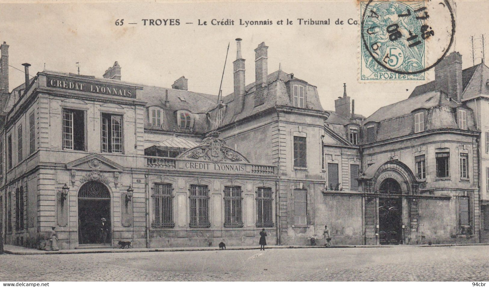 CPA ( banque ) CREDIT LYONNAIS lot de 10 cpa  ( b.bur theme)parfait etat