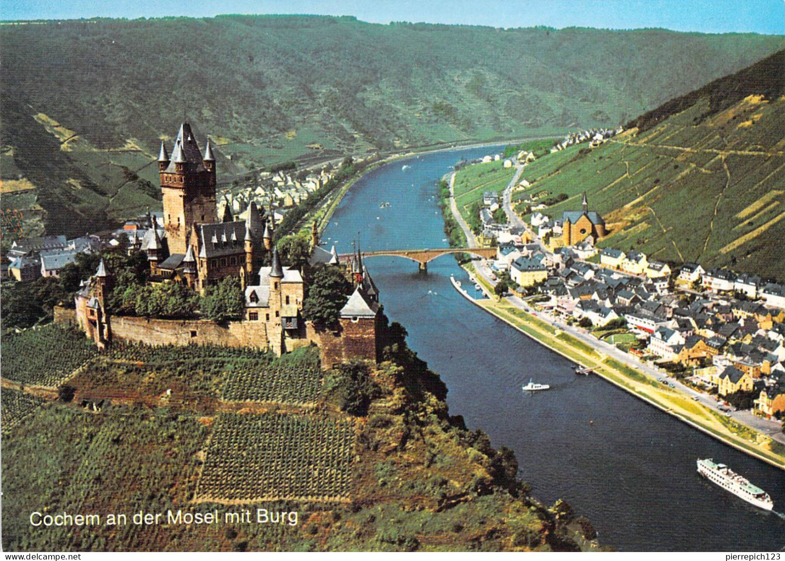 Cochem - Vue Aérienne Sur Le Château, La Ville Et La Moselle - Cochem