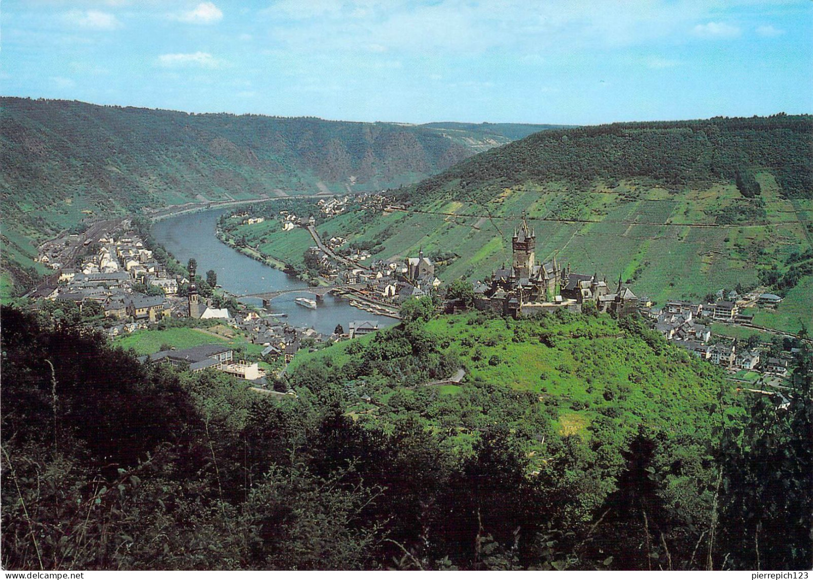 Cochem - Vue Sur Le Château Reichsburg Et La Vallée De La Moselle - Cochem