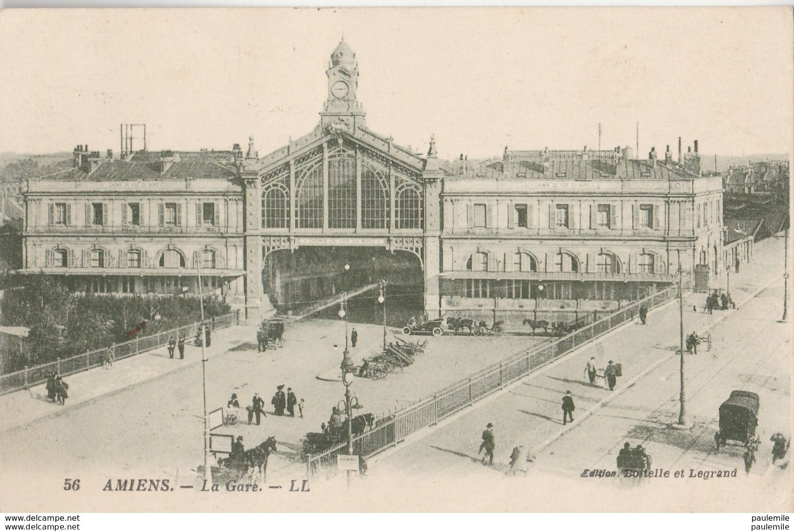 CPA  80 SOMME   AMIENS   LA GARE ANIMEE    109 ECRITE EN 1925 - Gares - Sans Trains