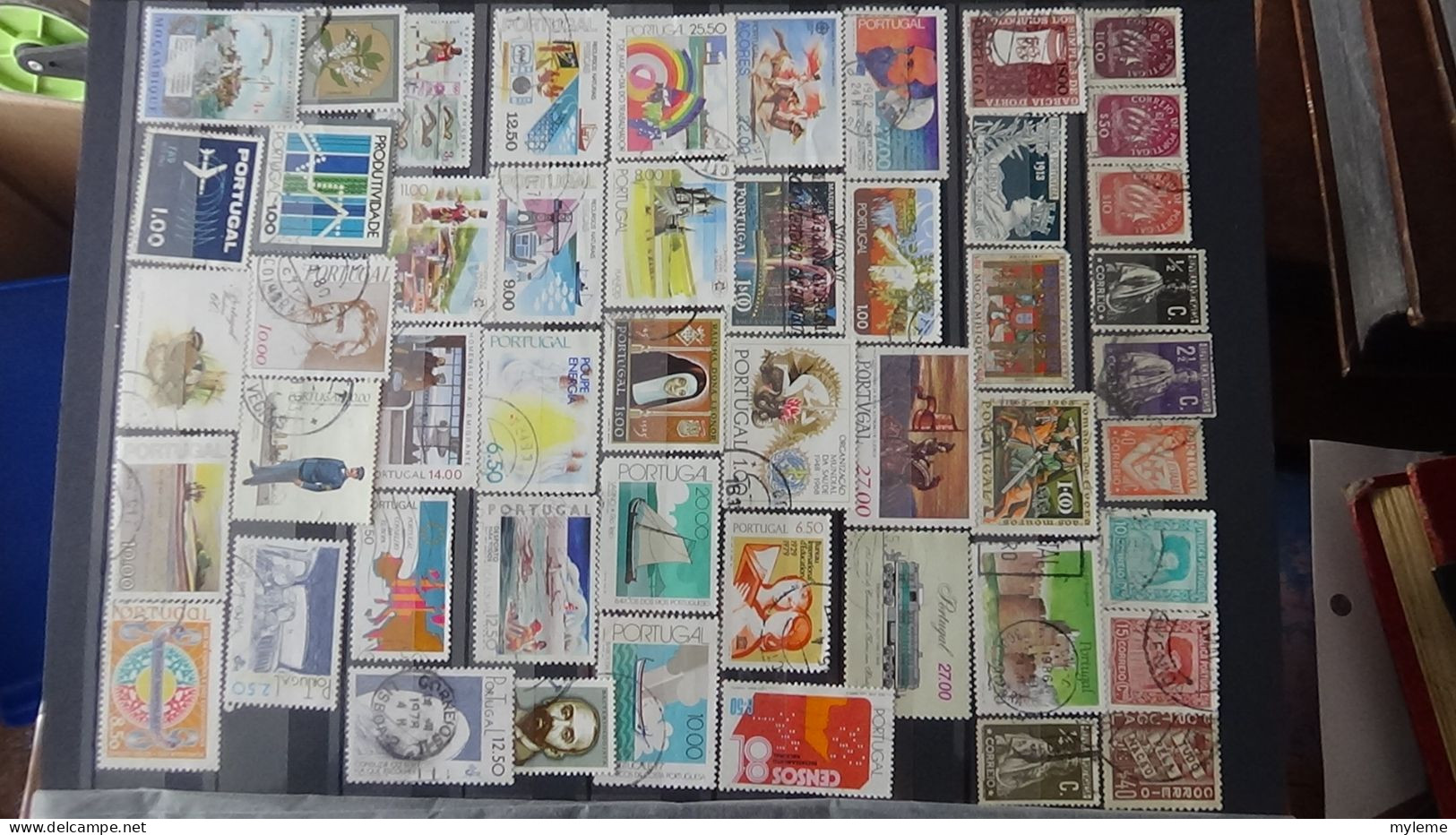 BF21 Ensemble de timbres et blocs oblitérés de divers pays + classiques de France ** avec petits défauts. Cote sympa !!!