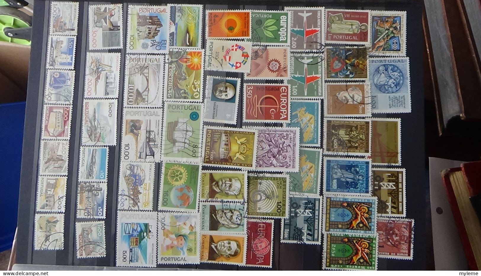 BF21 Ensemble de timbres et blocs oblitérés de divers pays + classiques de France ** avec petits défauts. Cote sympa !!!