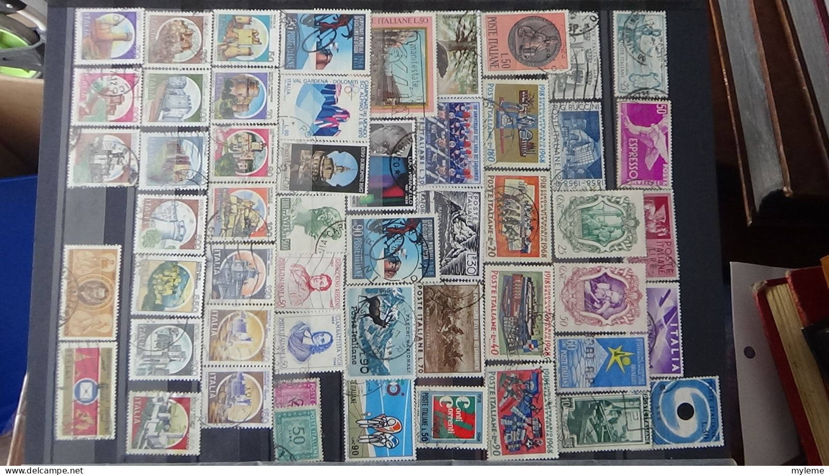 BF21 Ensemble de timbres et blocs oblitérés de divers pays + classiques de France ** avec petits défauts. Cote sympa !!!