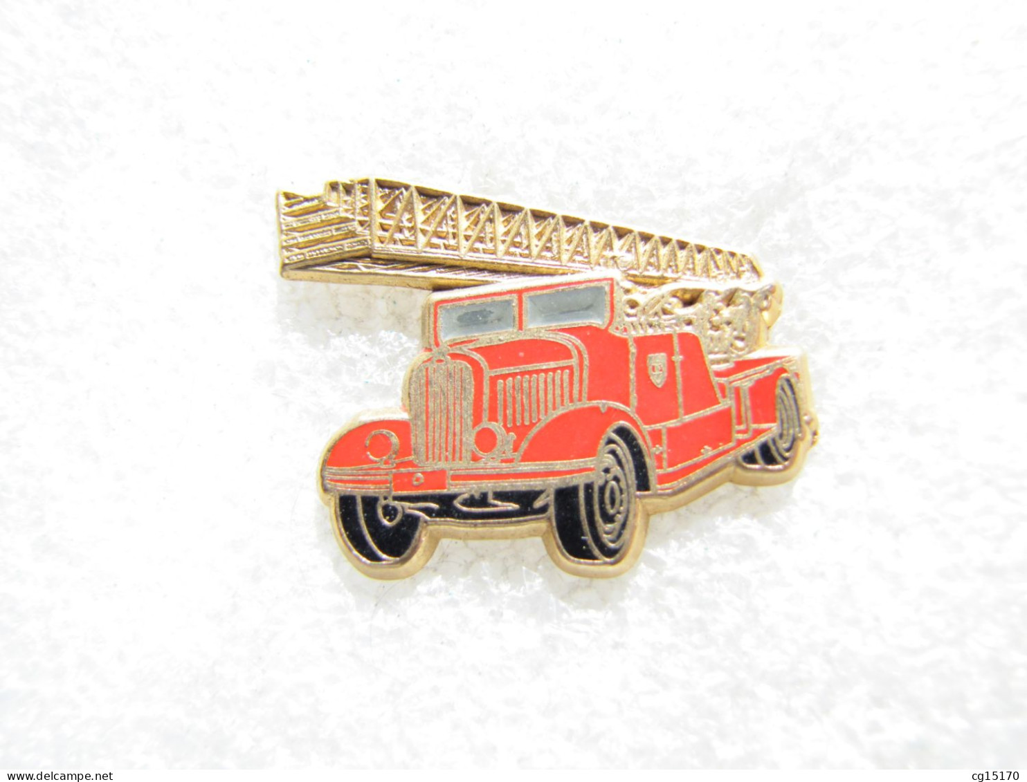 TOP  PIN'S      CAMION  POMPIERS   LAFFLY  1937  BALLARD - Firemen