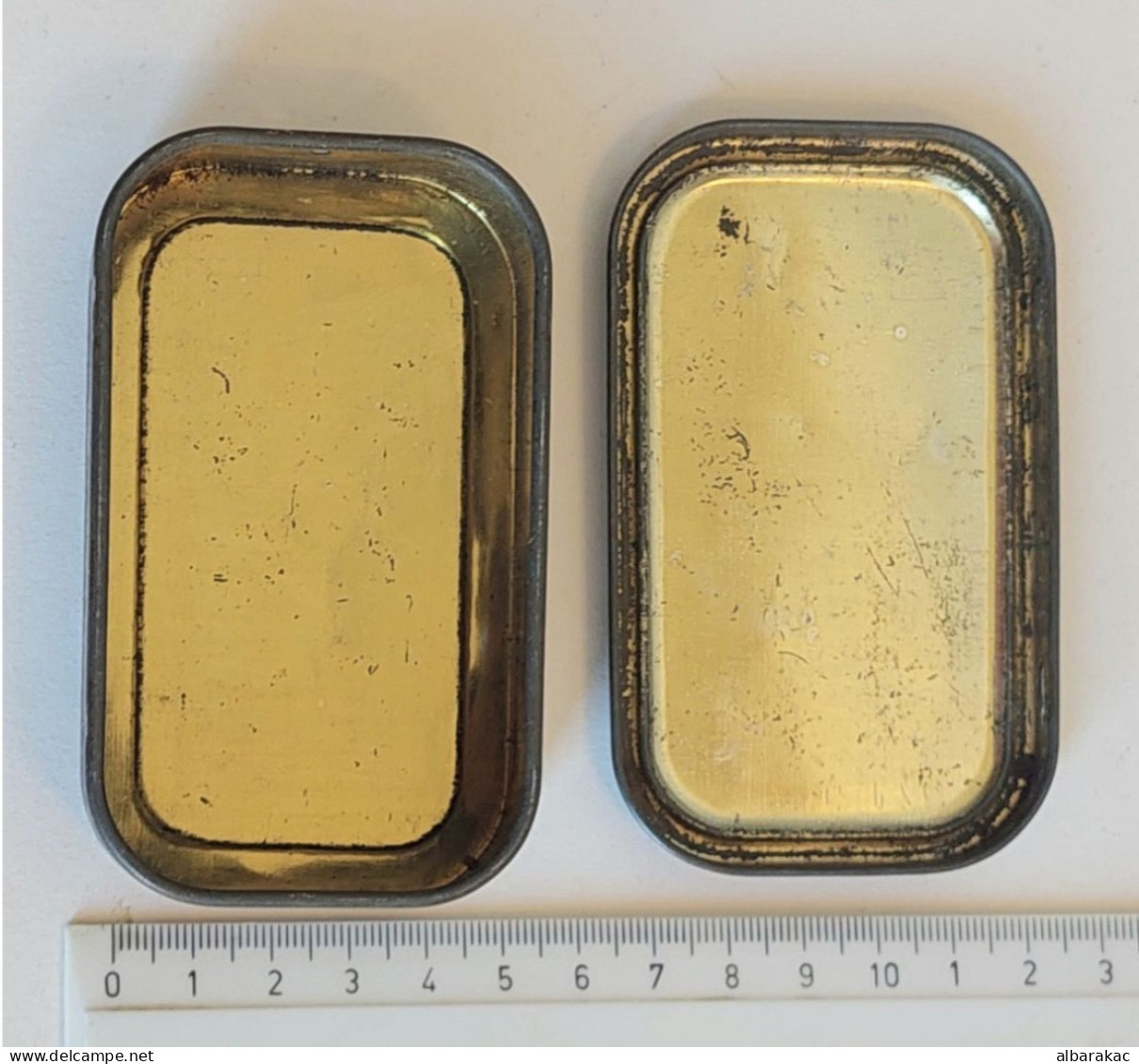 Playres Gold Leaf Navy Cut Tobacco Tin Case