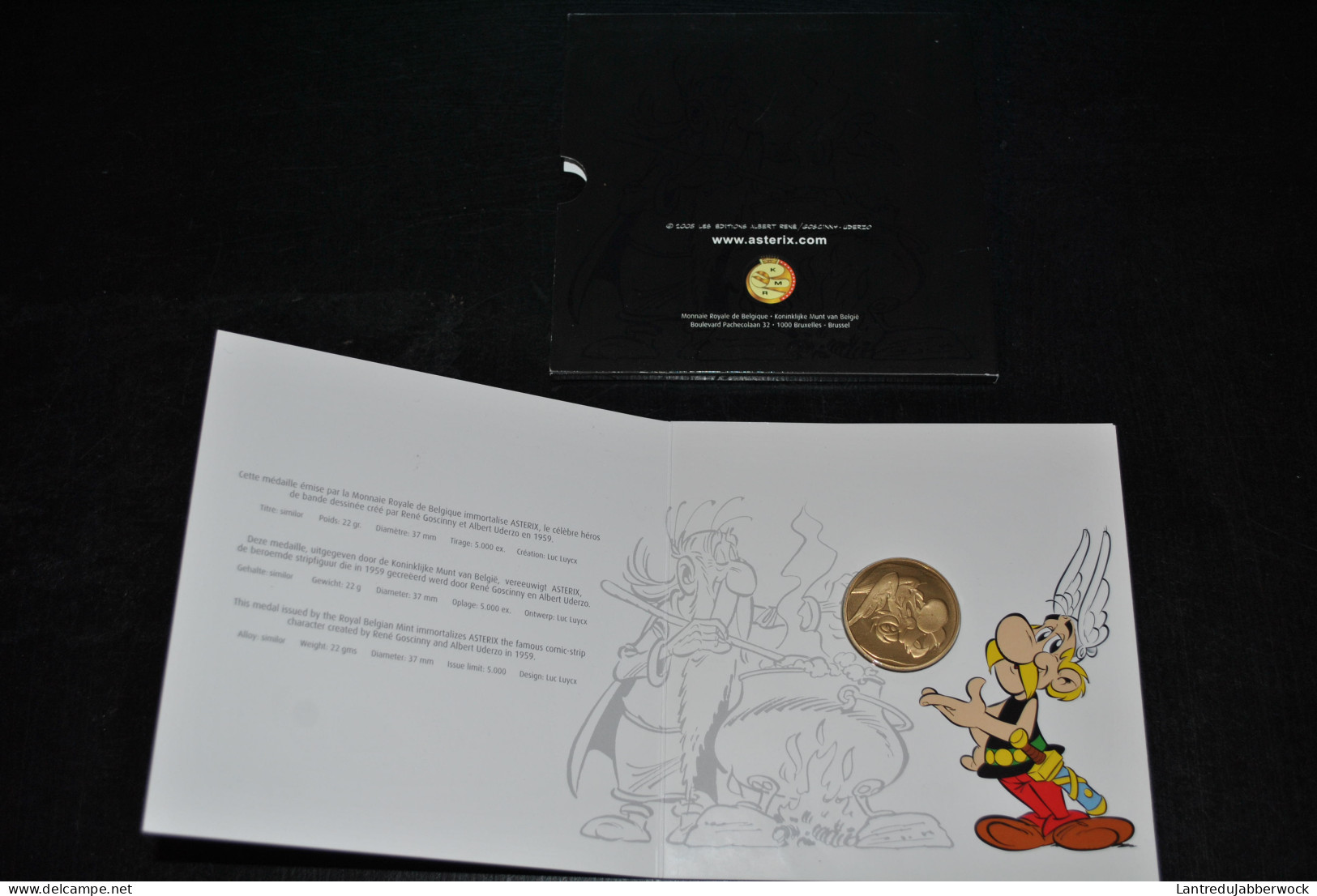 ASTERIX Médaille En Métal Sous Coffret émise Par La Monnaie Royale De Belgique 2005 TL 5000ex GOSCINNY-UDERZO Pièce - Otros & Sin Clasificación