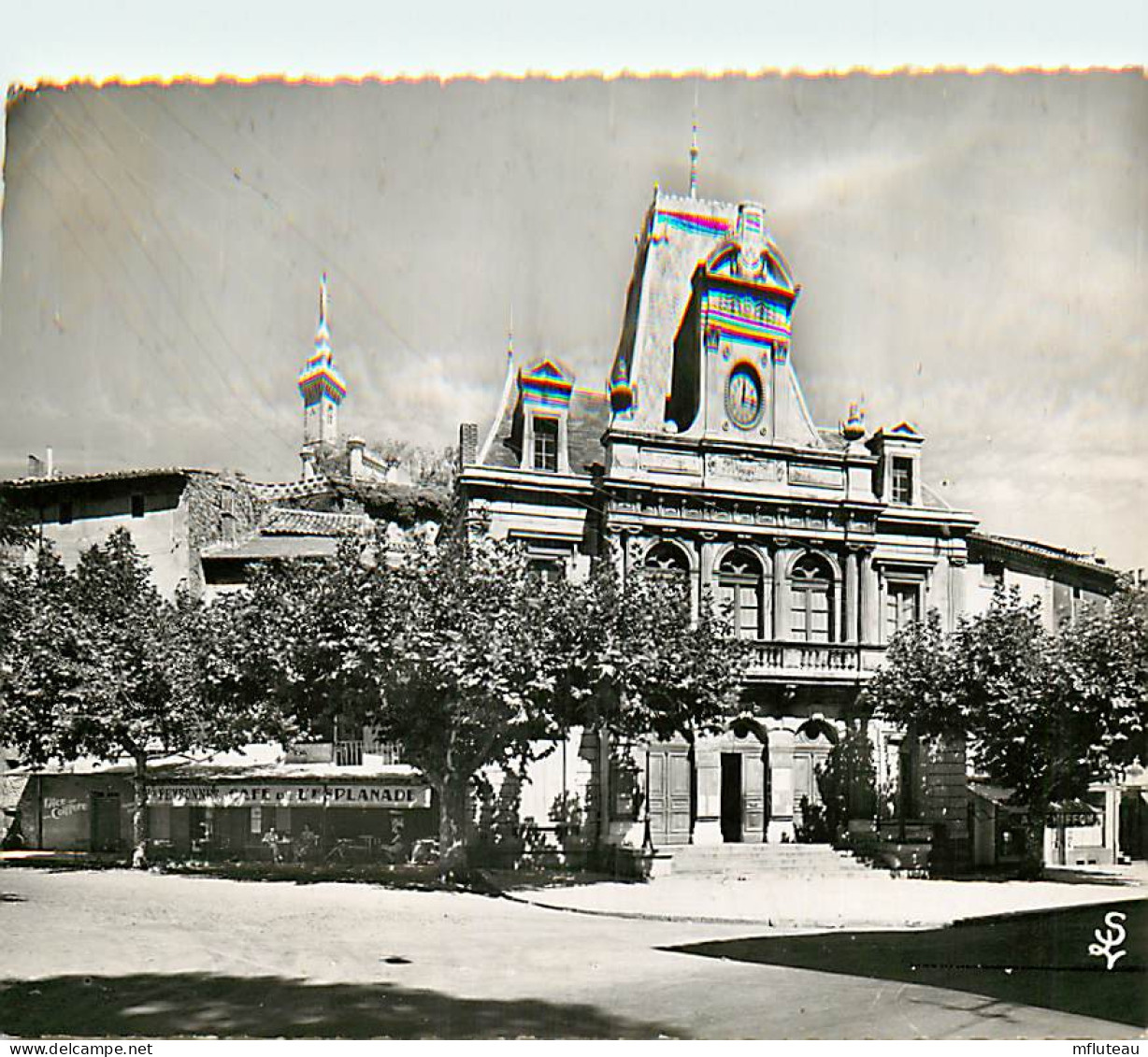 30* ST AMBROIX  Hotel De Ville  (CPSM 10x15cm)                      MA63-0933 - Saint-Ambroix