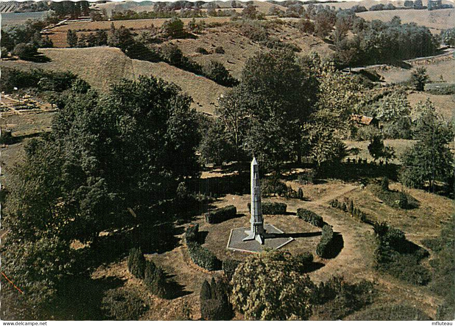 65* CASTELNAU MAGNOAC Monument Corps Francs  CPM (10x15cm)                 MA65-0397 - Castelnau Magnoac