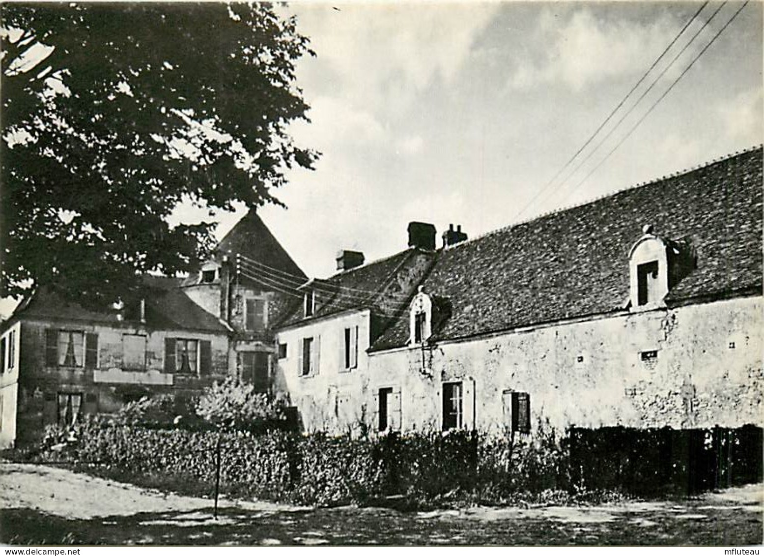 60* LIANCOURT  Ferme De La Faiencerie  CPM (10x15cm)                   MA65-0078 - Liancourt