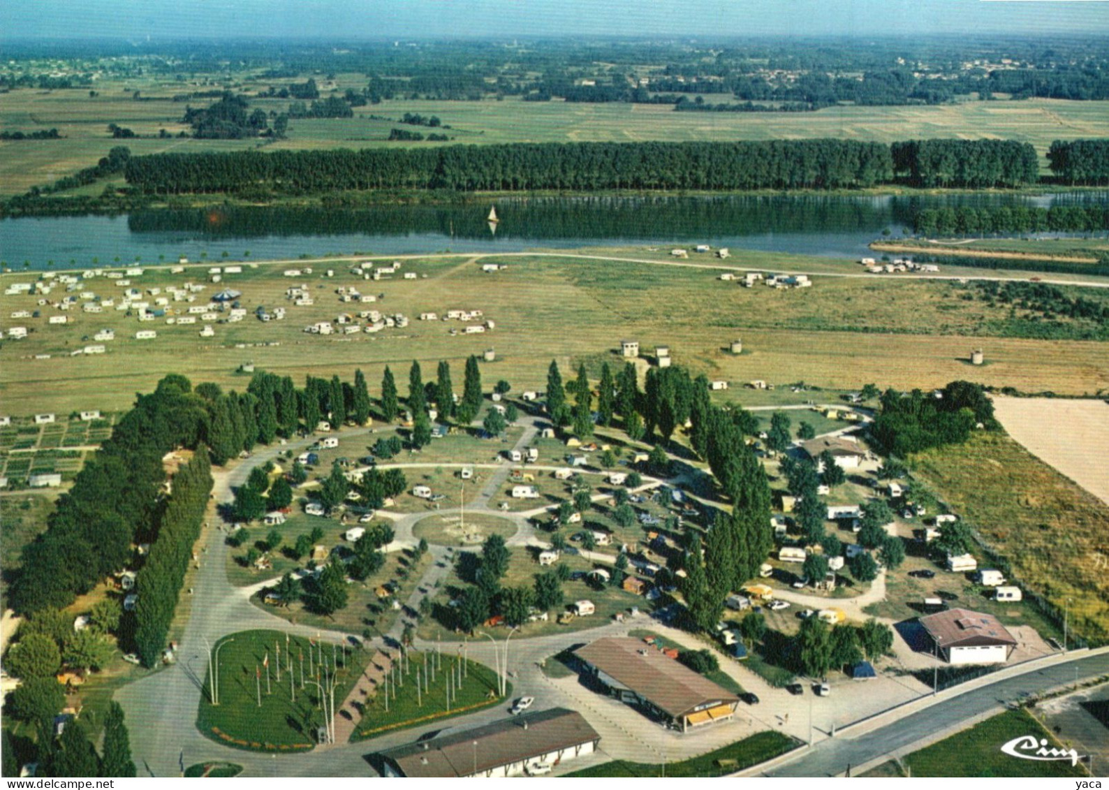 Combier Imp -  Macon  Vue Générale Aérienne Du Camping - La Badinière - Bar Restaurant - Hotels & Gaststätten