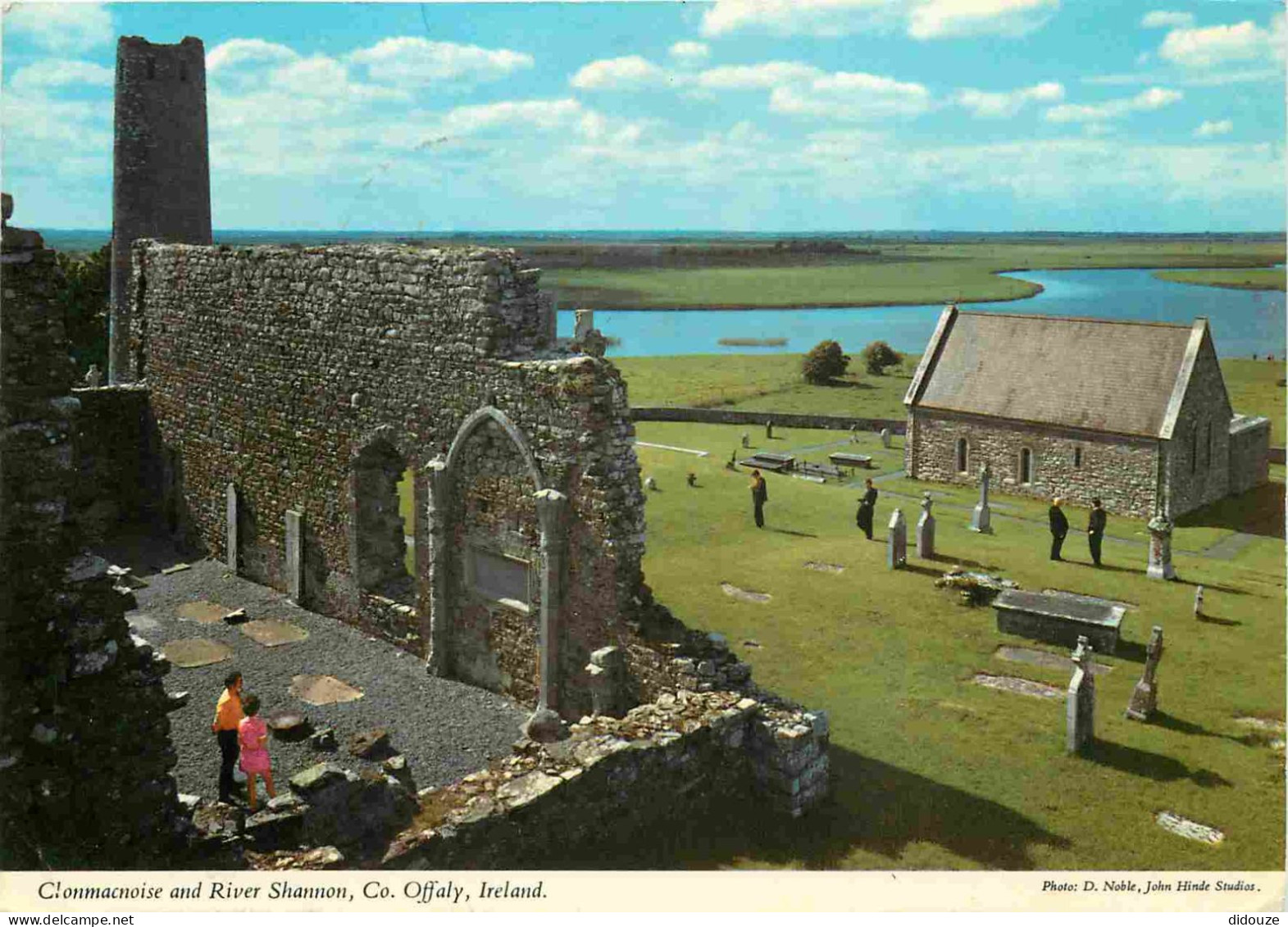 Irlande - Offaly - Clonmacnoise - And River Shannon - CPM - Voir Scans Recto-Verso - Offaly