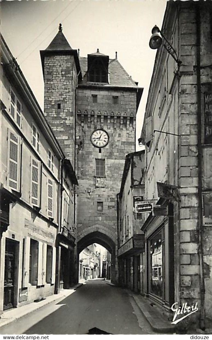 17 - Saint Jean D'Angély - La Grosse Horloge - CPSM Format CPA - CPM - Voir Scans Recto-Verso - Saint-Jean-d'Angely