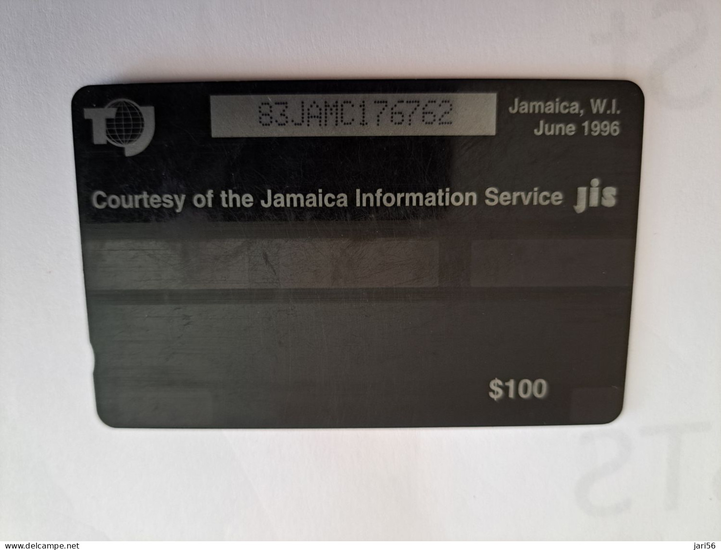 JAMAICA  J$100-  GPT CARD /THE BLUE MAHOE / CONTROL NR: 83JAMC   Fine Used Card  **16499** - Jamaïque