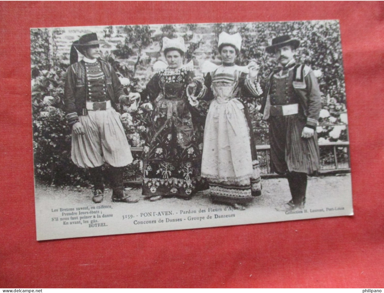 Costumes. France  Pont-Aven   Ref 6379 - Europe