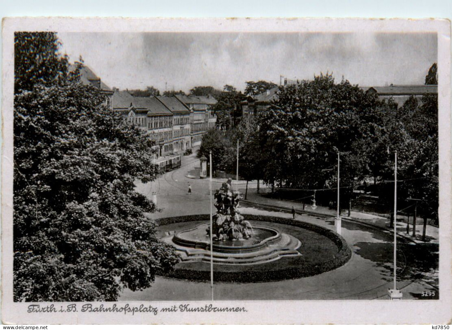 Fürth, Bahnhofsplatz Mit Kunstbrunnen - Fuerth