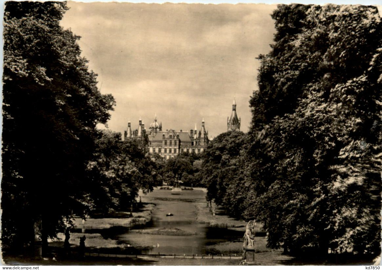 Schwerin, Blick Von Den Kaskaden Auf Den Kreuzkanal Und Das Schloss - Schwerin