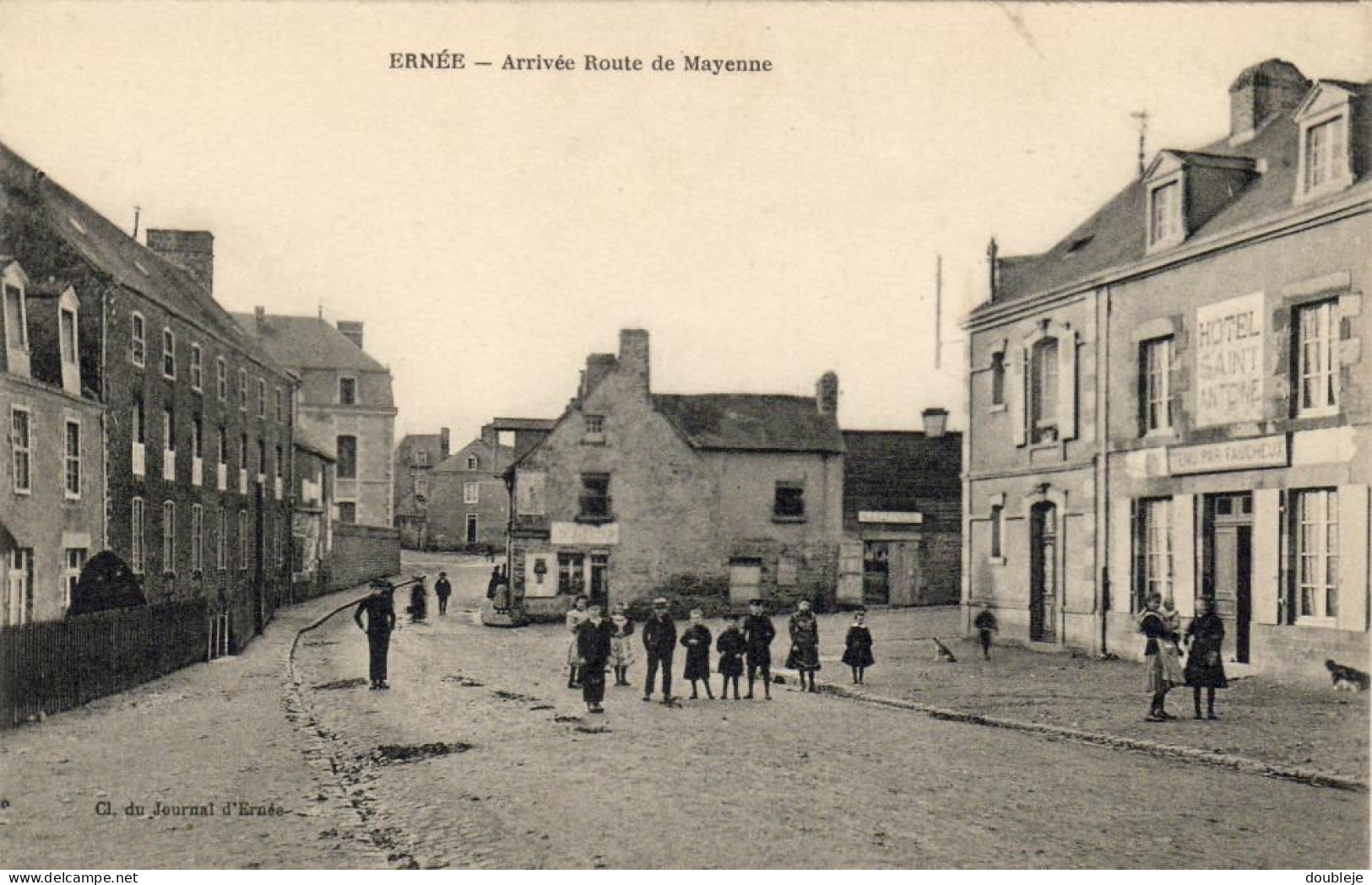 D53 ERNÉE Arrivée Route De Mayenne .... RARE - Ernee