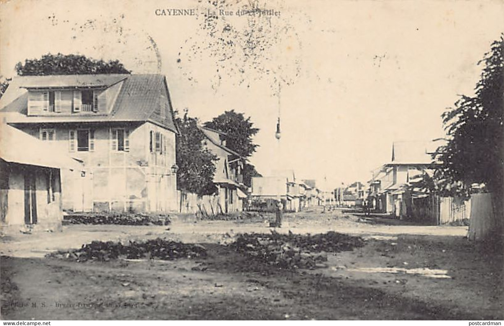 Guyane - CAYENNE - La Rue Du 14 Juillet - Ed. M. Bruère-Dawson  - Cayenne