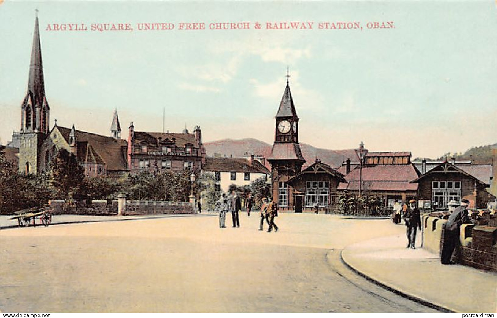 Scotland - OBAN - Argyll Square, United Free Church & Railway Station - Argyllshire