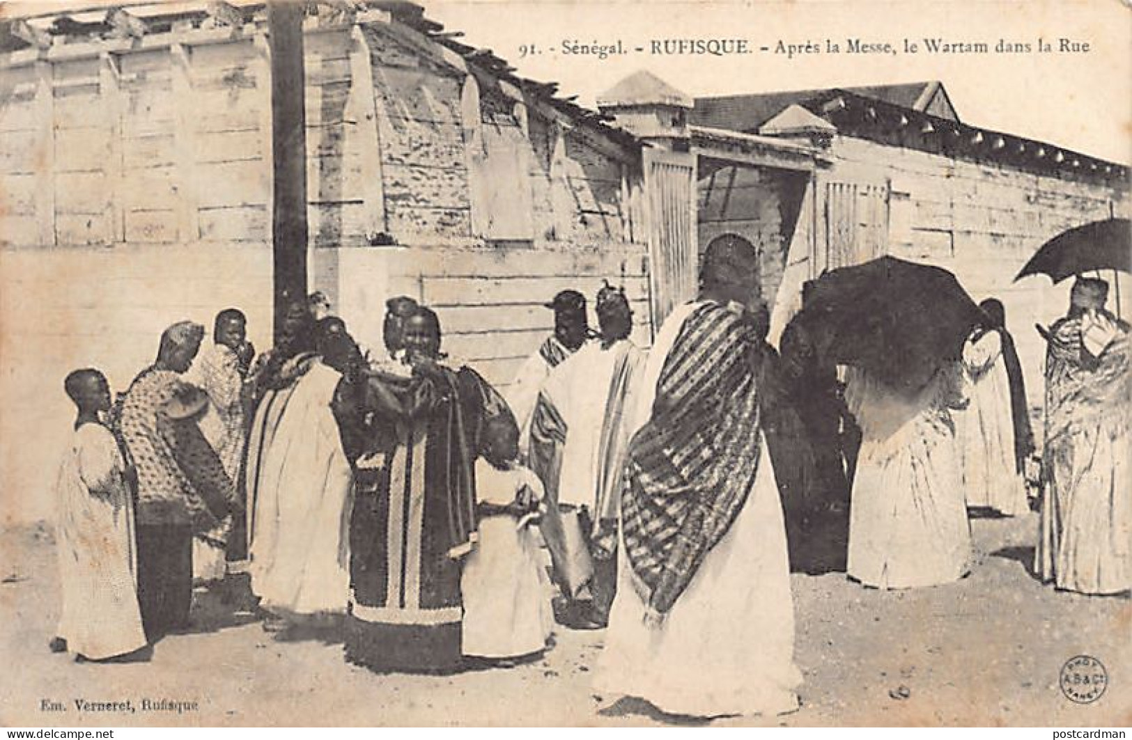 Sénégal - RUFISQUE - Après La Messe, Le Wartam Dans La Rue - Ed. Verneret 91 - Sénégal