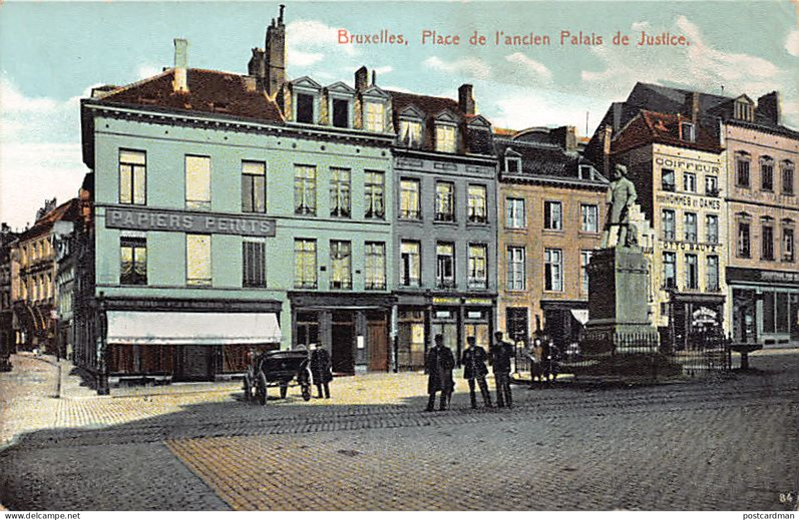 BRUXELLES - Place De L'ancien Palais De Justice - Marktpleinen, Pleinen