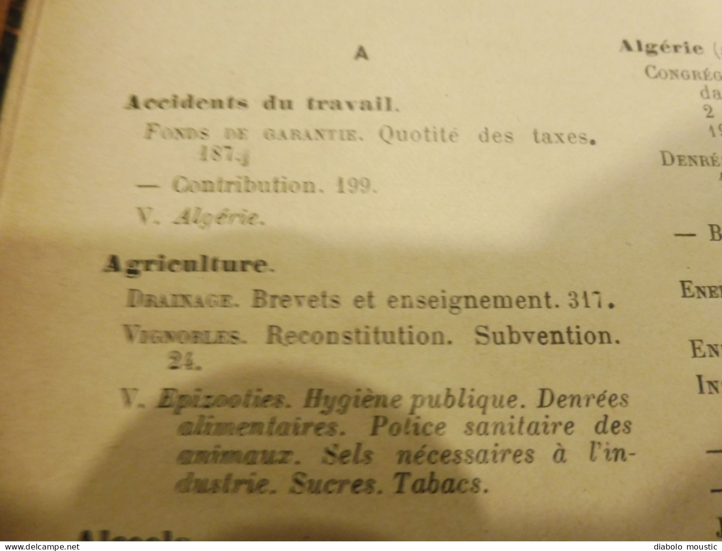 1909  RECUEIL des LOIS ,dont aussi sur l'absinthe ;  Criminalité, Etc