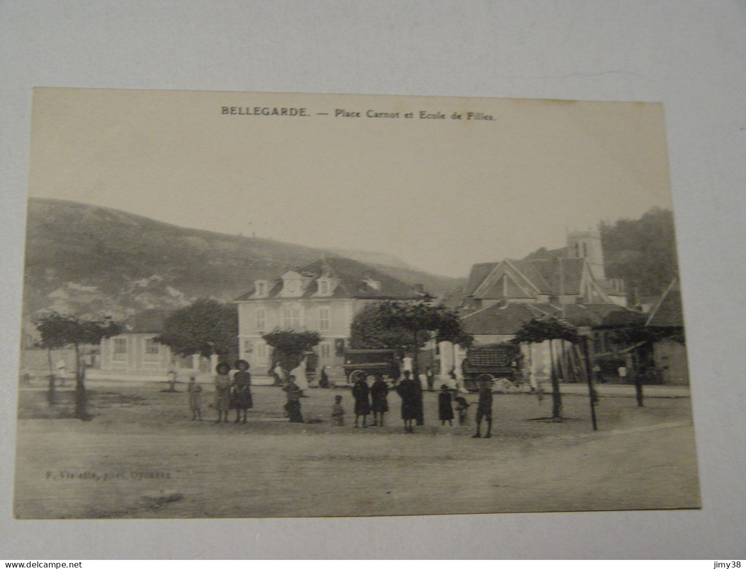 AIN-BELLEGARDE-PLACE CARNOT ET ECOLE DE FILLES-ANIMEE - Bellegarde-sur-Valserine