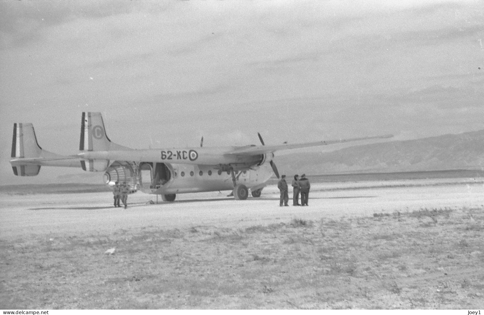 Photo Avion Noratlas 2501 En Algérie Format 13/18 - Luchtvaart