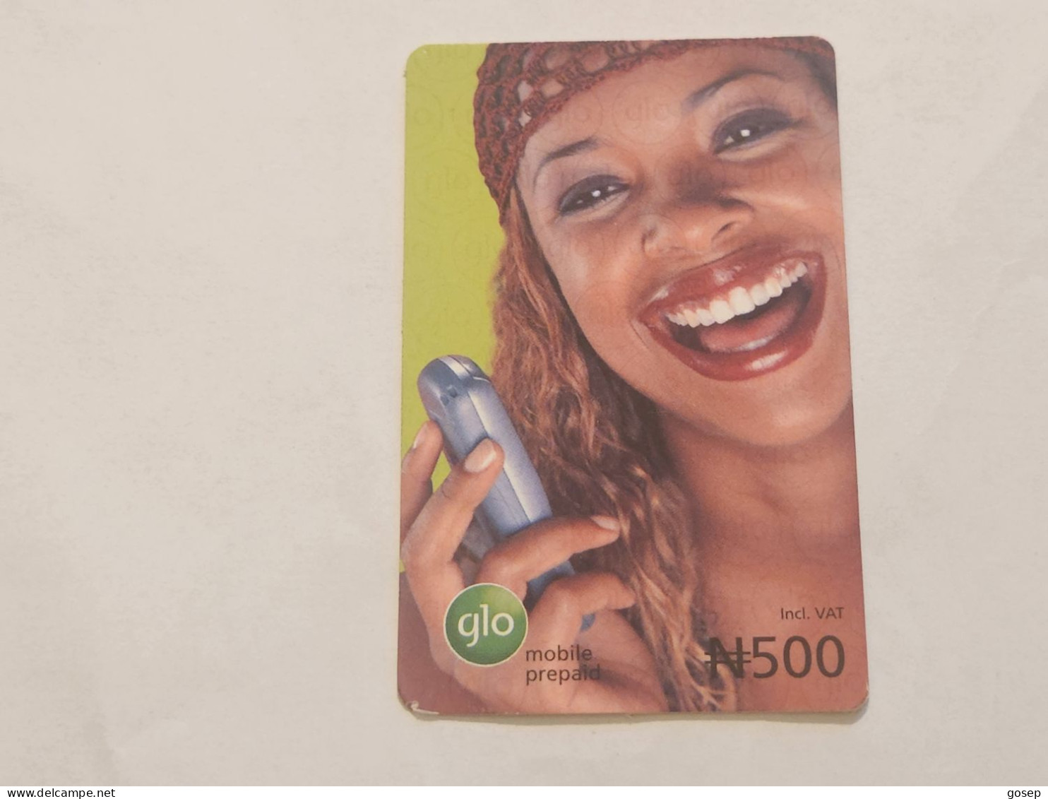 NIGERIA-(NG-GLO-REF-0003-071015)(31)Girl With Mobile Phone(Vertical)(23-9357-3227-8928)(500 Naria Nigri-5.1.07(send Card - Nigeria