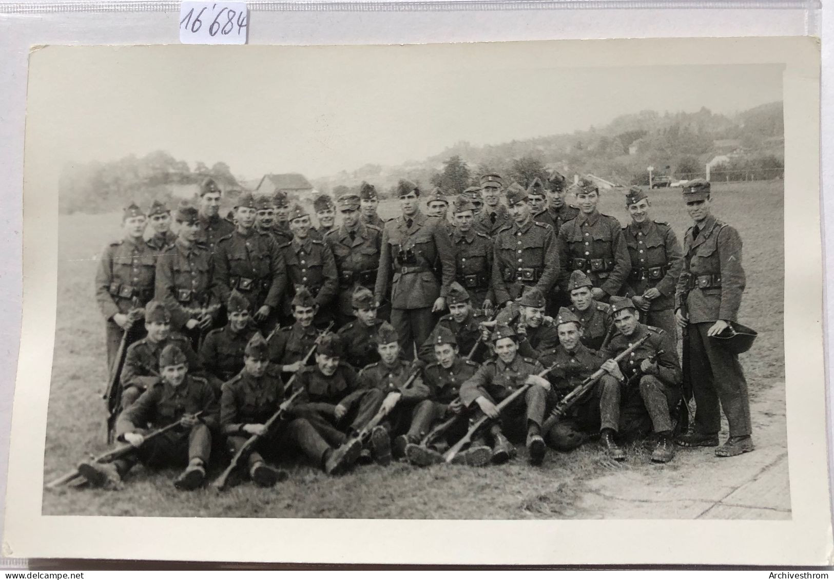 Autour De Colombier Une Compagnie En Bord De Piste - Années 1920 (16'684) - Colombier