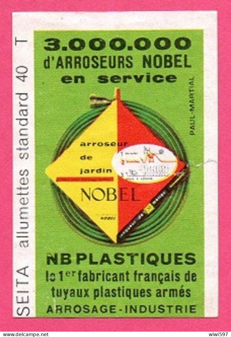 ÉTIQUETTE DE BOITE D'ALLUMETTES - NOBEL 3000000 D'ARROSEURS - Cajas De Cerillas - Etiquetas