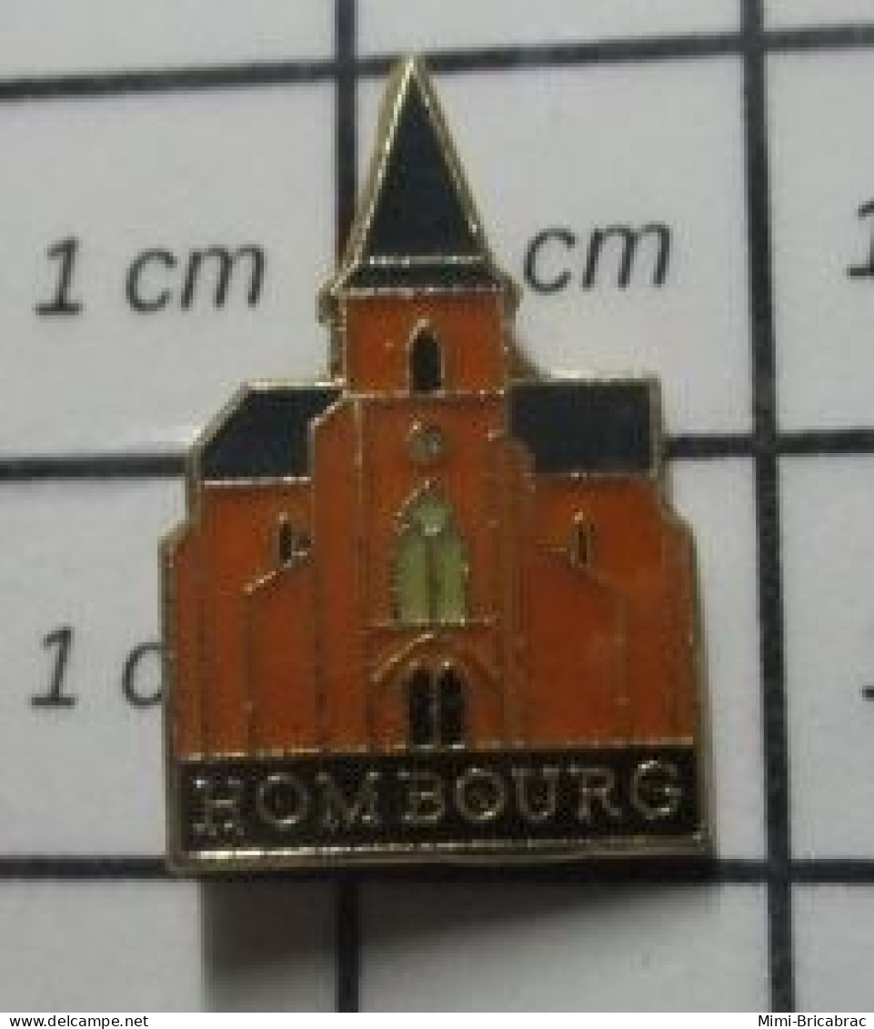 713B Pin's Pins / Beau Et Rare : VILLES / EGLISE HOMBOURG LA REINE ? - Cities