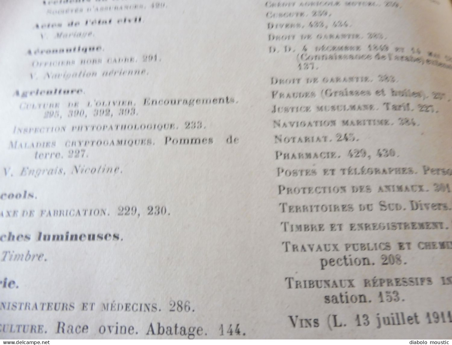 1911  RECUEIL des LOIS ,dont aussi sur les conventions d'extraditions des malfaiteurs fugitifs, Etc ; Etc