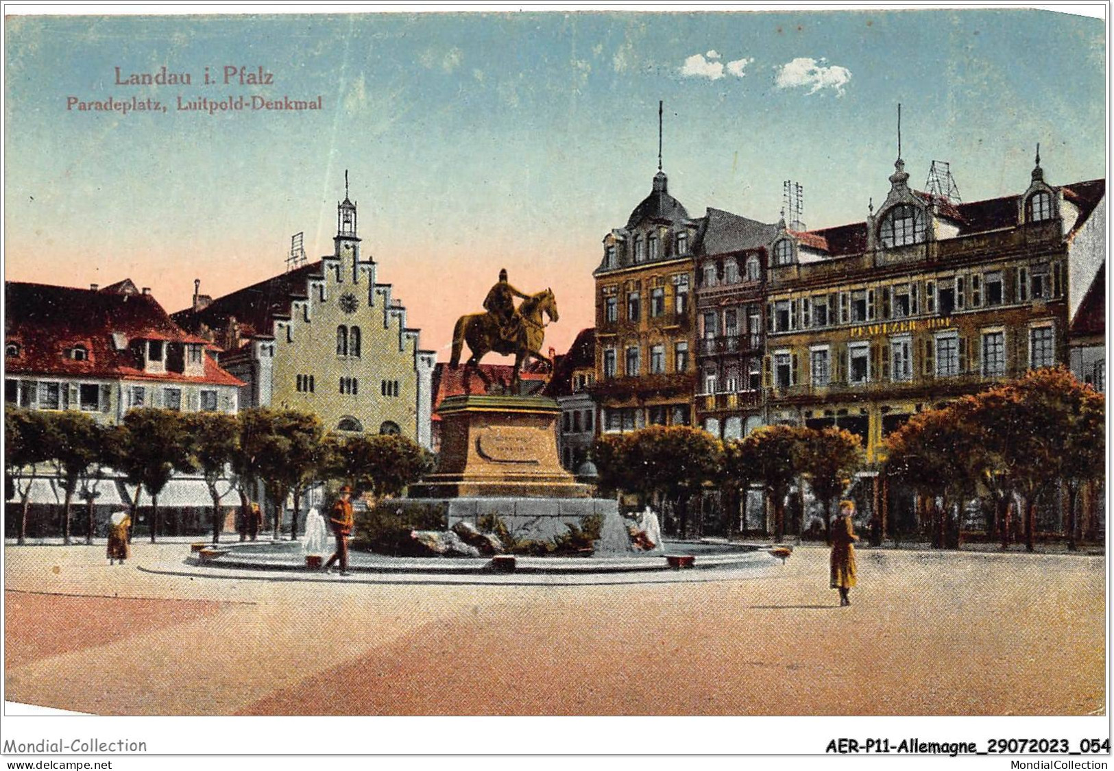 AERP11-ALLEMAGNE-0945 - LANDAU - I Pfalz - Paradeplatz - Luitpold-denkmal - Landau