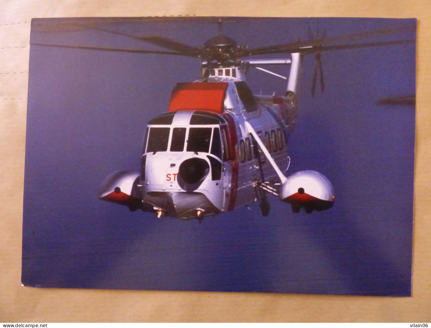 HELIKOPTER SERVICE NORVEGE /   FORMAT  15 X 21 CM  AIRLINE ISSUE / CARTE COMPAGNIE - Helicopters